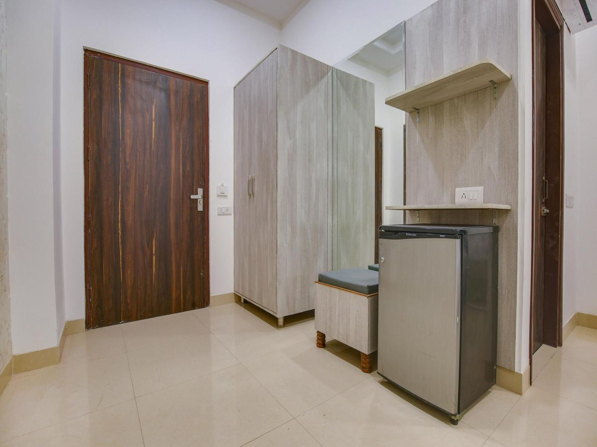 Hotel O Baran Classic Ludhiana Buitenkant foto