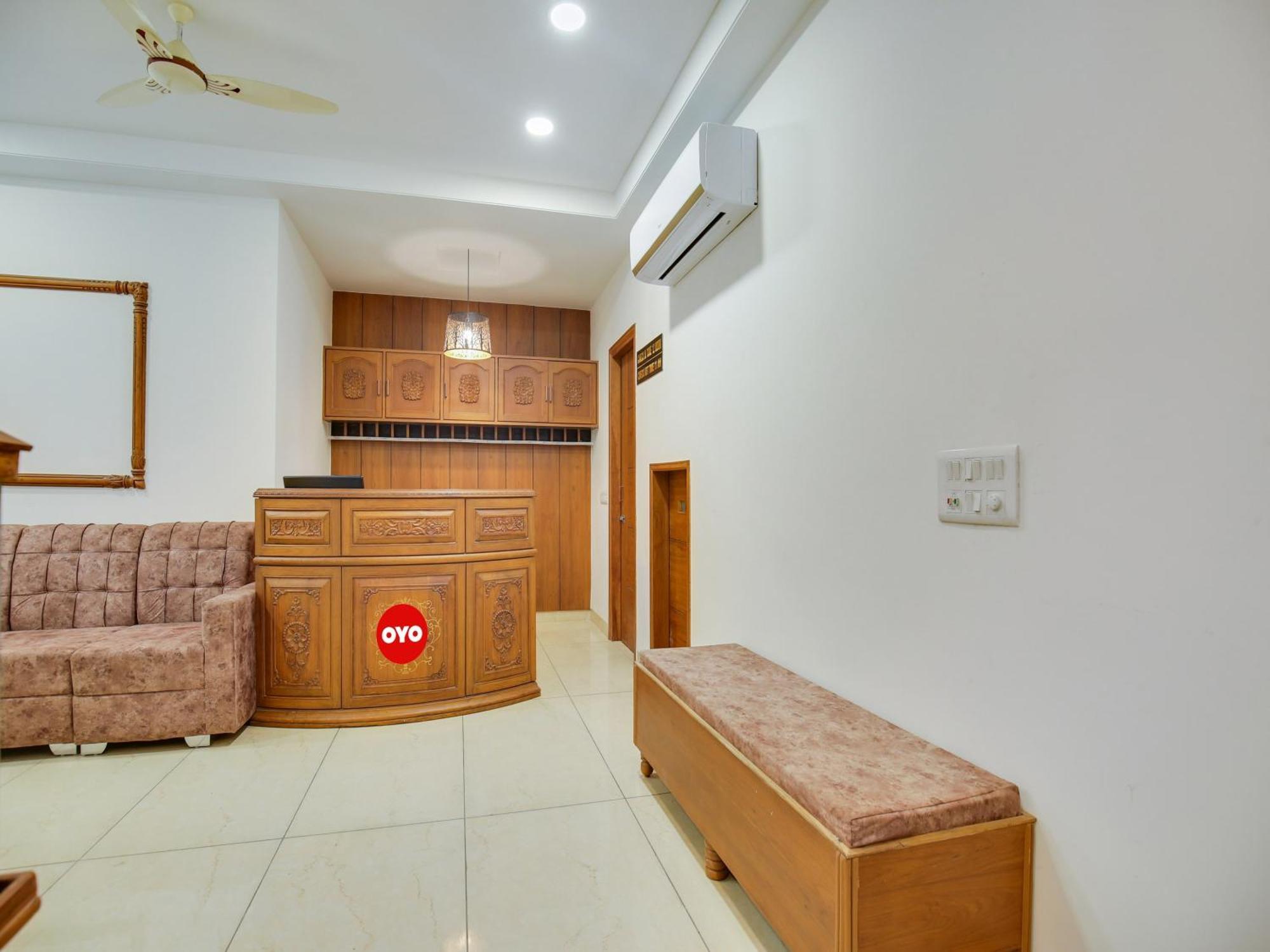 Hotel O Baran Classic Ludhiana Buitenkant foto